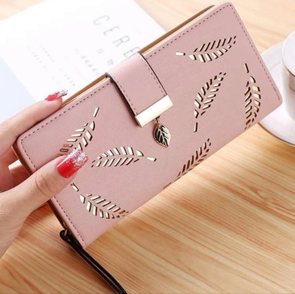 Metal decor leaf wallet - Picture 2 of 9